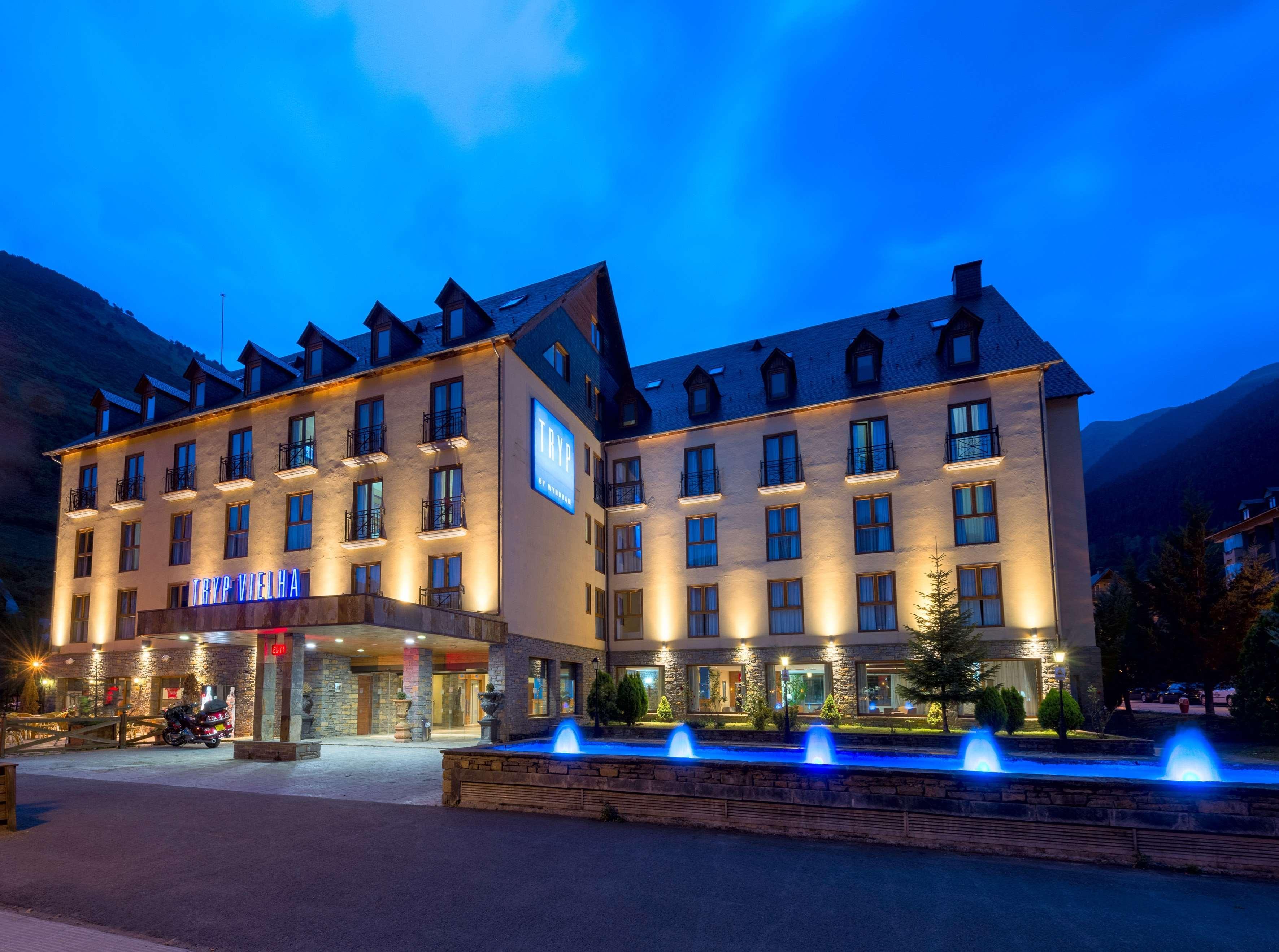 Hotel Vielha Val D'Aran, Affiliated By Melia Exterior photo